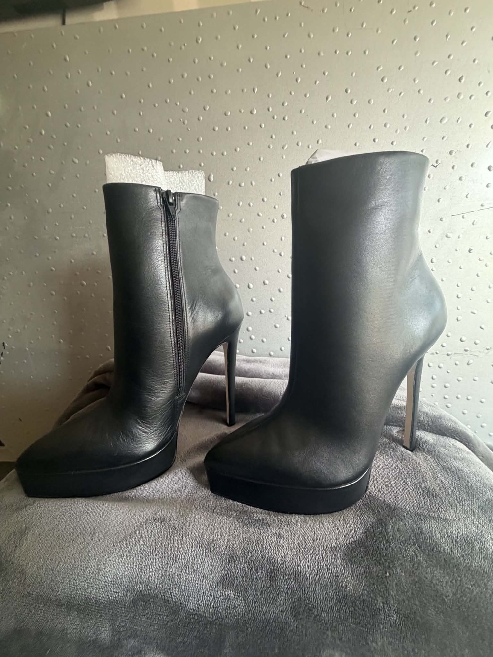 Steve Madden Black Leather High Stiletto Platform Ankle Boots
